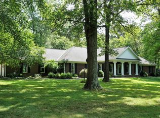 1575 Hawthorn Rd, Salem, IL 62881