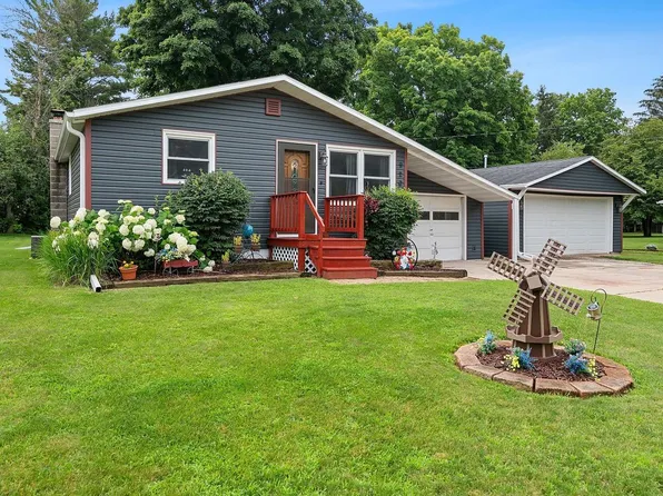 920 Laduron DRIVE, Mishicot, WI 54228