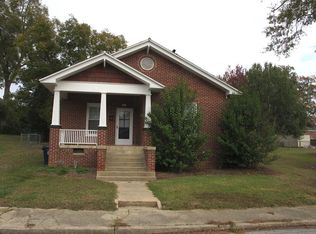 121 Sherard Ave, Ninety Six, SC 29666