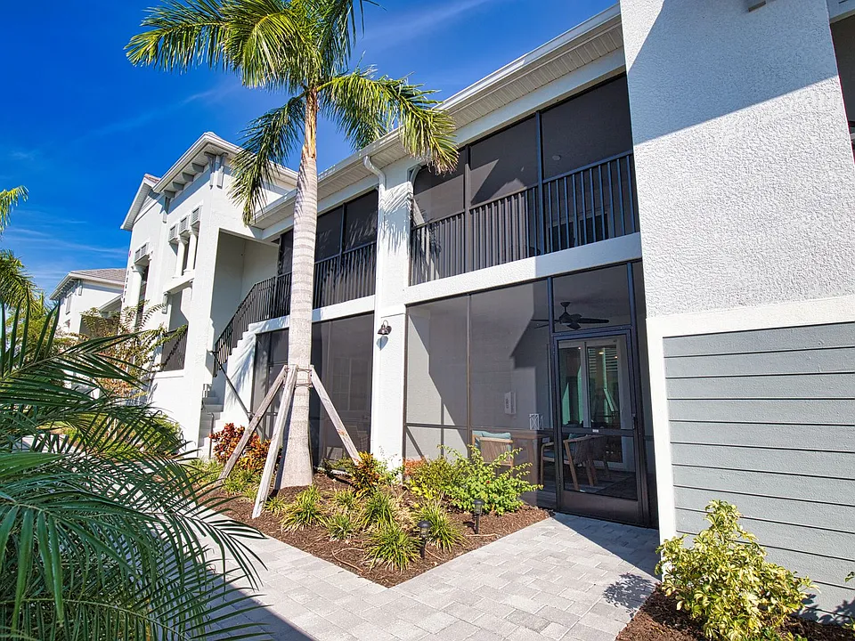 12470 Wellen Golf St #107