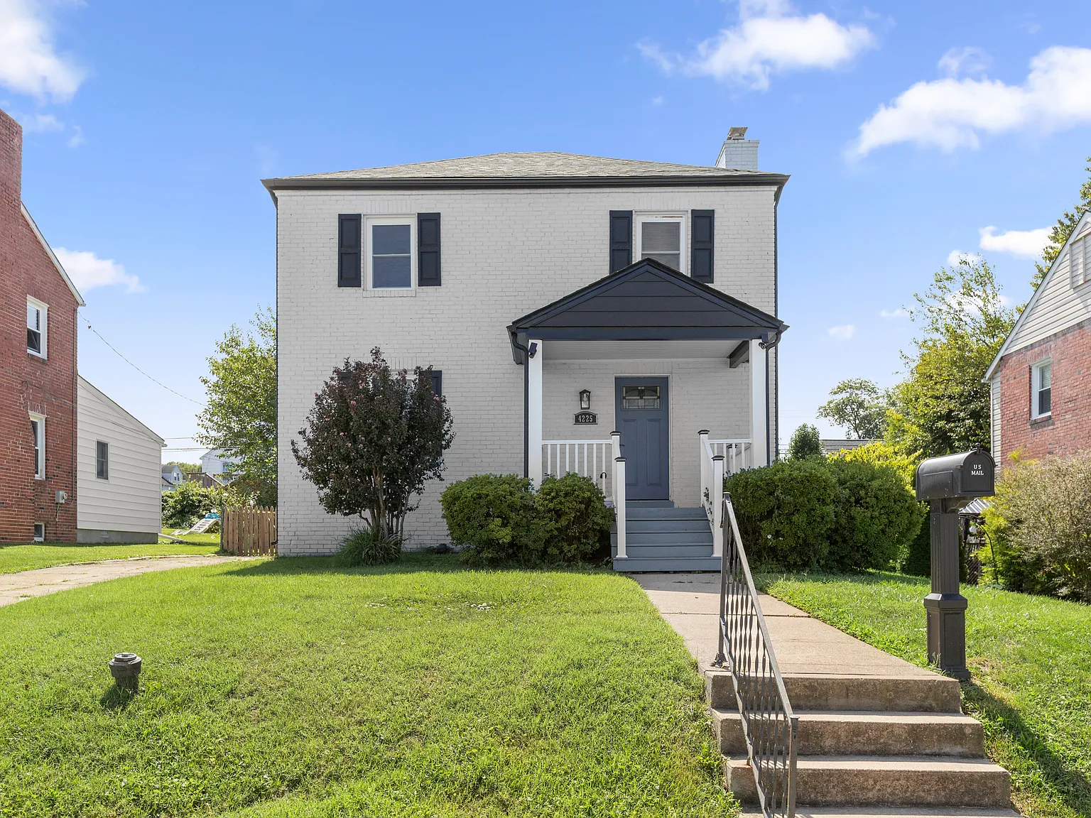 4 bed, 1818 sqft, $3,500 — Photo 3