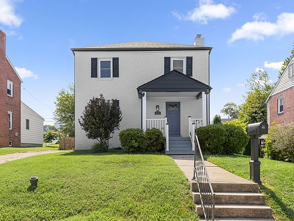 3rd image of 4225 Cardwell Ave