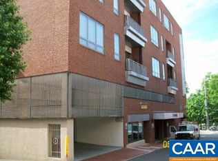 112 5th St SE APT 3D, Charlottesville, VA 22902
