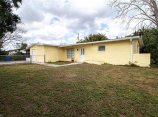203 W Jersey Rd, Lehigh Acres, FL 33936