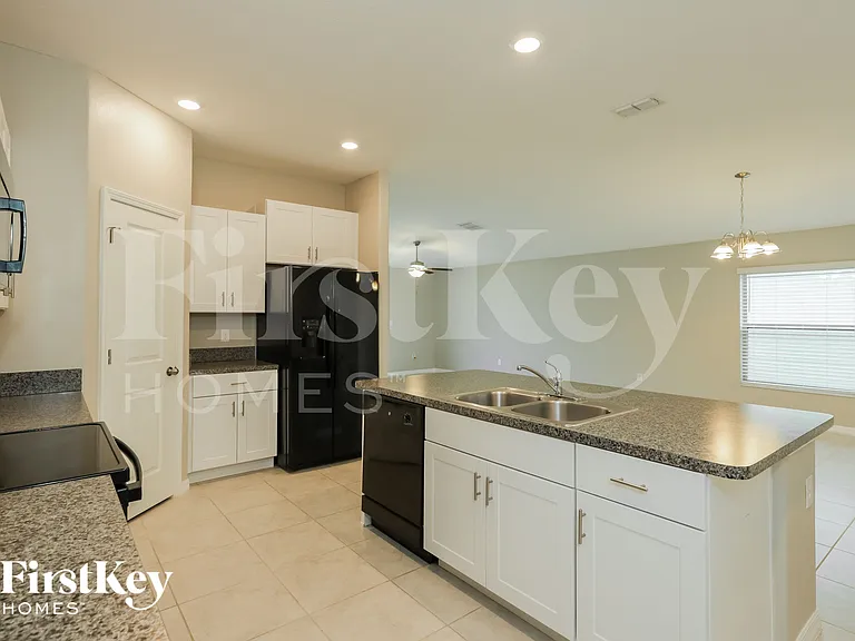 14909 Imperial Purple Ln — Photo 8