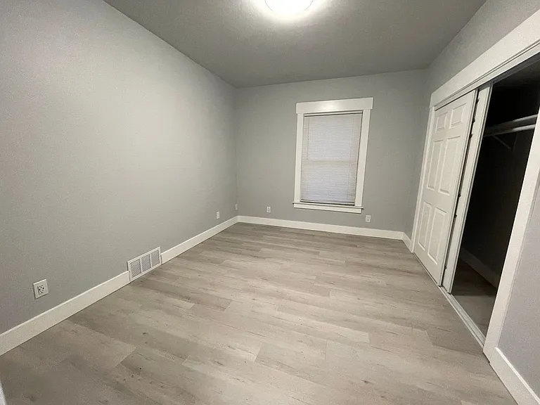 East Union Apartments | Updated Homes Steps from Pike/Pine — Photo 34