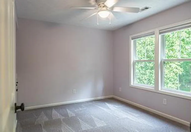 145 Sandhurst Pl — Photo 22
