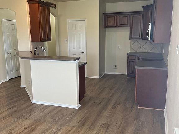 4th image of 191A Melody Ln #A
