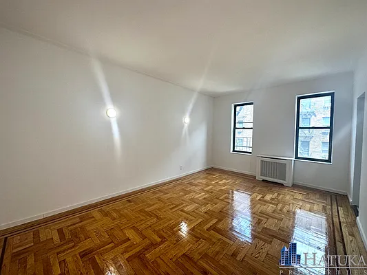 Rented by Hatuka Properties | media 9