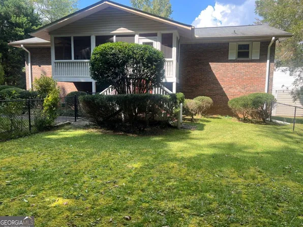 427 Roy North Rd, Carrollton, GA 30117