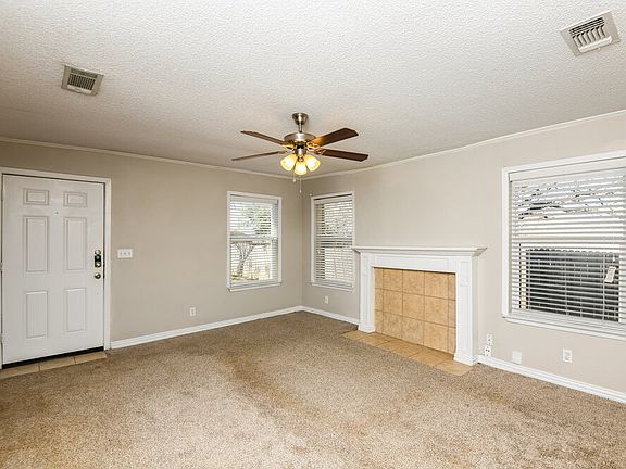 3rd image of 505 Plainview Dr
