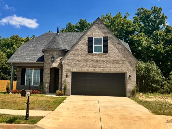 9760 N Bloomington Cir, Unincorporated, TN 38016