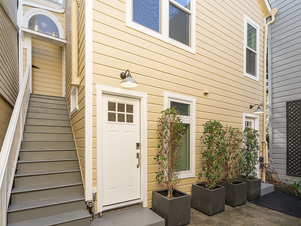 1st image of 305 Carl St