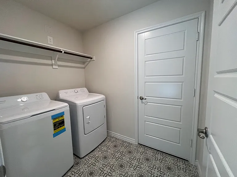9813 Cactus Creek Ct — Photo 13