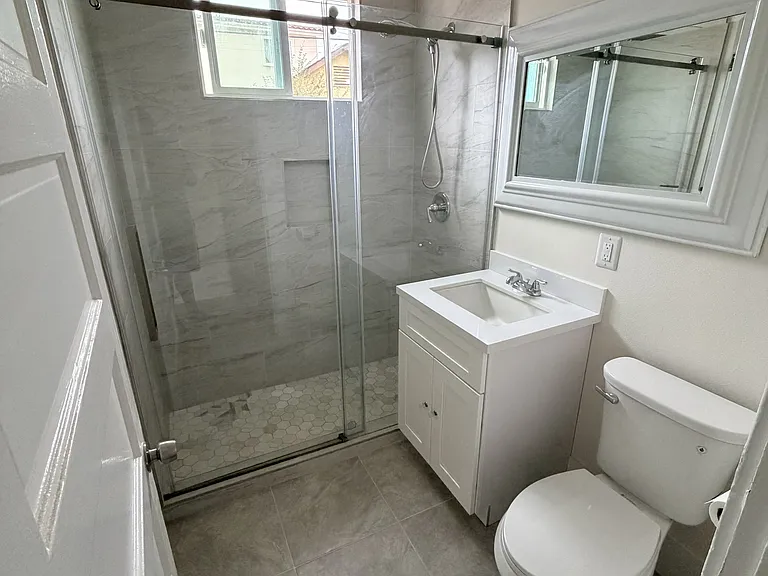 859 N Wilton Pl #1 — Photo 21