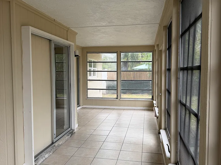 3053 Hillview St — Photo 14