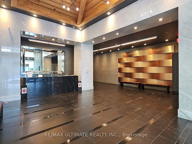 210 Simcoe St #2002 — Photo 15