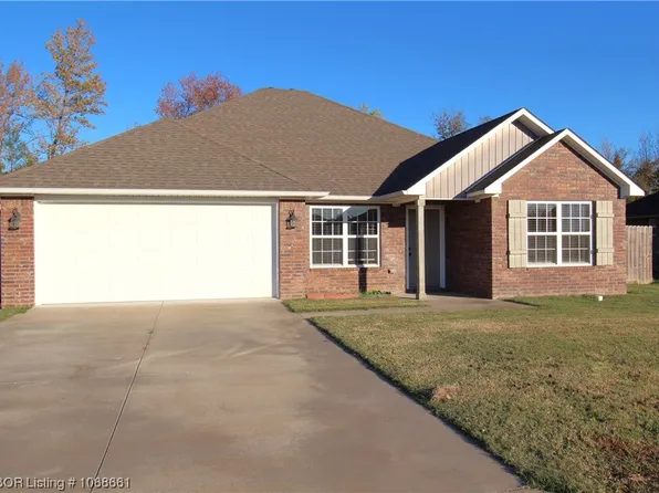 1630 Riley Cir, Alma, AR 72921