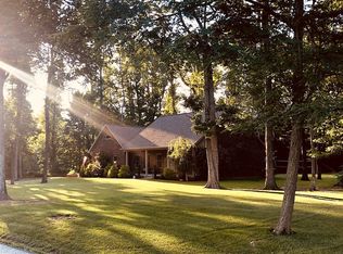 10105 Lena Bower Rd, Marysville, IN 47141
