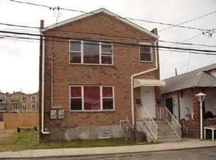 165 Beach 25 St, Far Rockaway, NY 11691