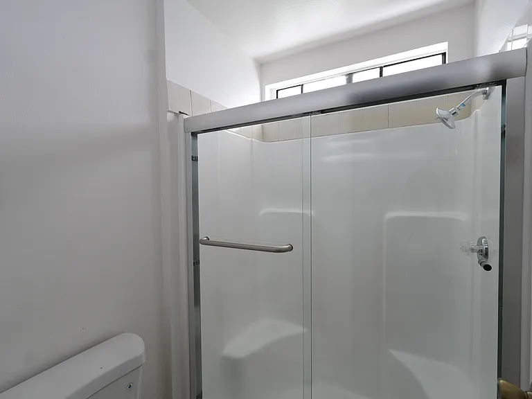 8040 Stewart And Gray Rd #204 — Photo 11