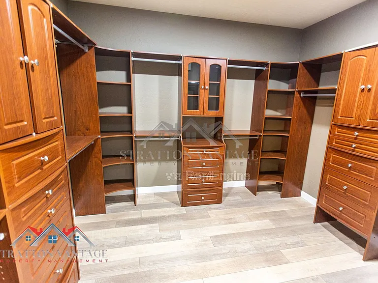 14616 W Windward Ave — Photo 48