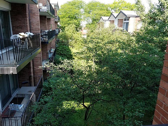 1st image of 6961 N Oakley Ave APT 305