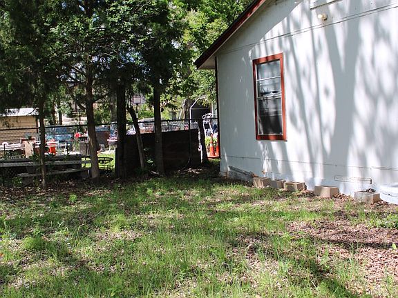 5th image of 3017 Lyons Rd