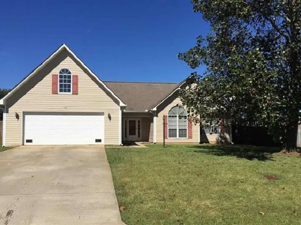 135 Darin Dr, Byron, GA 31008