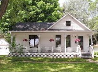 900 4th St, De Pere, WI 54115