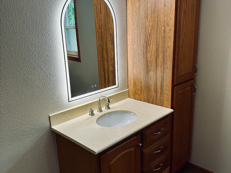 1120 Boone St — Photo 3