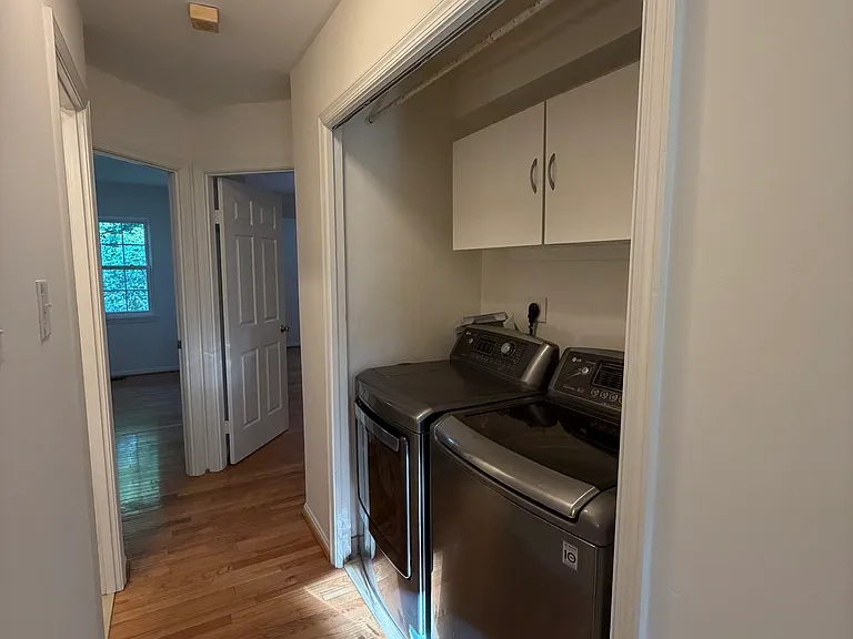 10404 Parthenon Ct — Photo 16