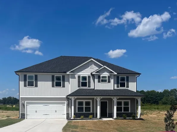 5098 Green Hawthorne Ct S, Battleboro, NC 27809