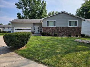 133 Bretton Ct, Decatur, IL 62521