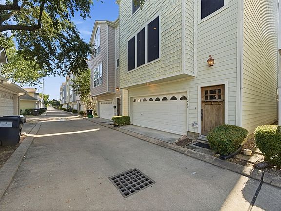 4th image of 1240 Prince St