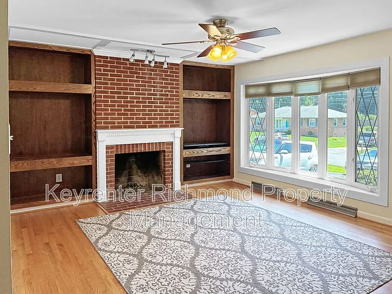2802 Dancer Rd — Photo 3