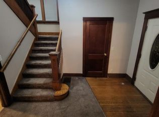 1014 N 1st St, Springfield, IL 62702