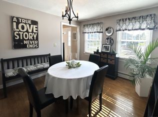 77 Lindsey Rd, Middletown, CT 06457