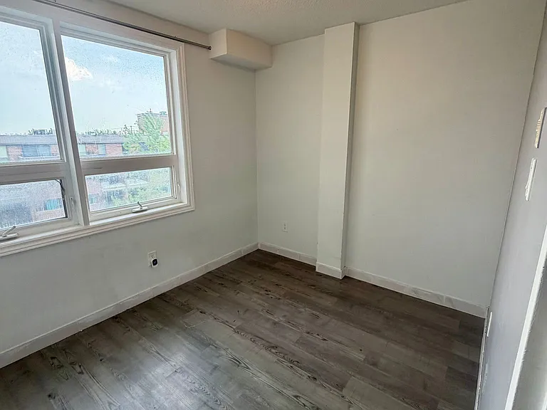 7405 Goreway Dr #414 — Photo 15