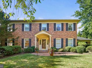 27 Raphael Rd, Hockessin, DE 19707