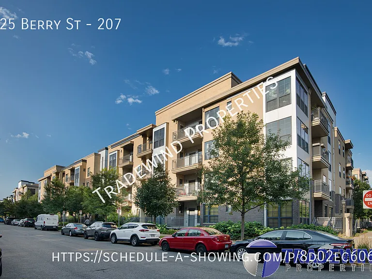 825 Berry St #207 — Photo 16