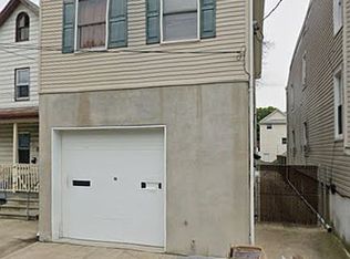 196 Lafayette St, Orange, NJ 07050