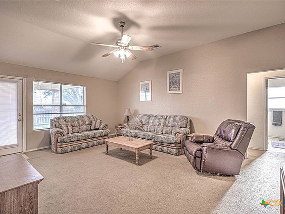 5th image of 3507 Driftwood Dr