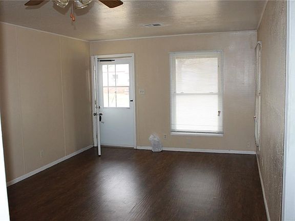 5th image of 4009 SE 23rd St