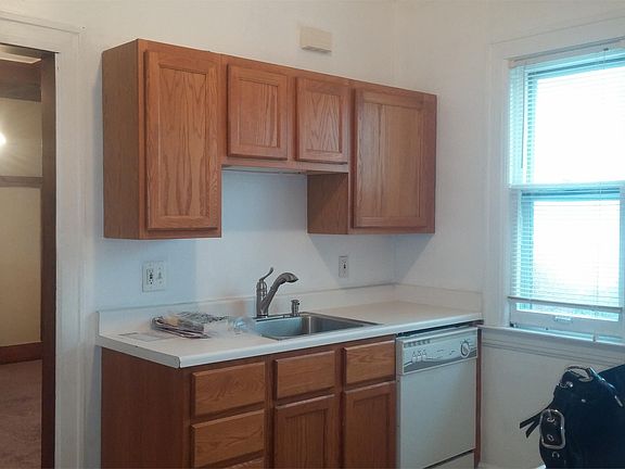 5th image of 1161 Wayburn St