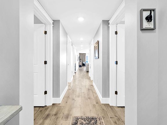 3rd image of 858 Scallop Ct #602
