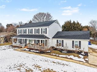1423 Spring Hill Cir, Kernersville, NC 27284