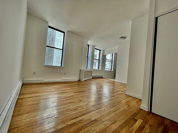 2nd image of 268 W 84th St APT 6A