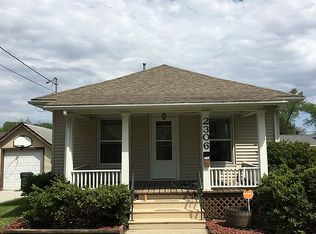2306 W 3rd St, Waterloo, IA 50701