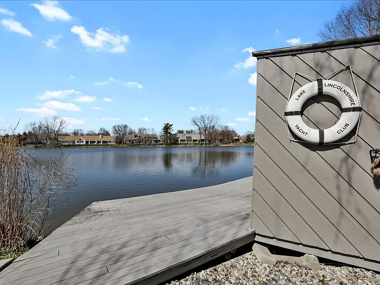 4010 Clubhouse Dr — Photo 24